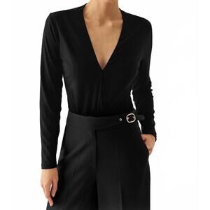 NEW EXQUISE meilani v-neck long sleeve bodysuit in black